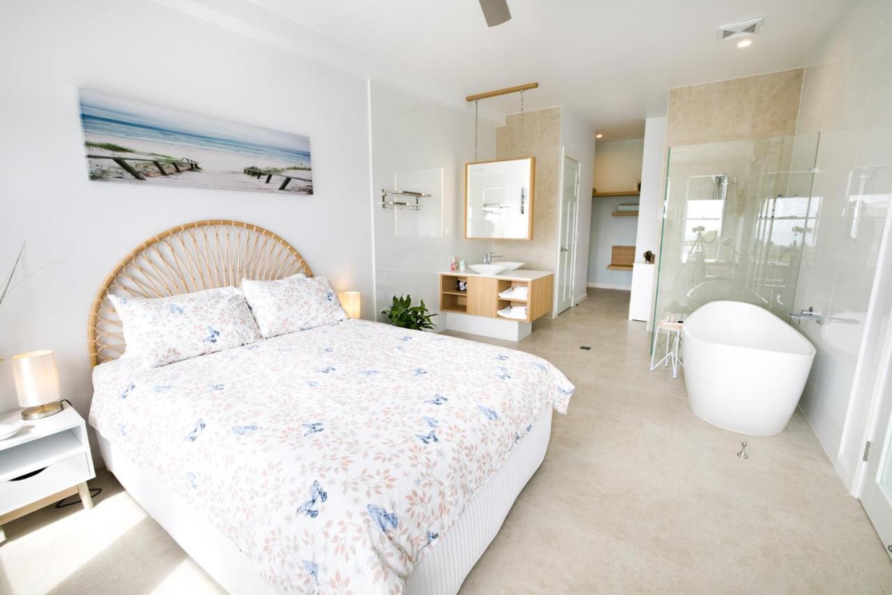 Caba Break Holiday Apartments カバリタ・ビーチ エクステリア 写真