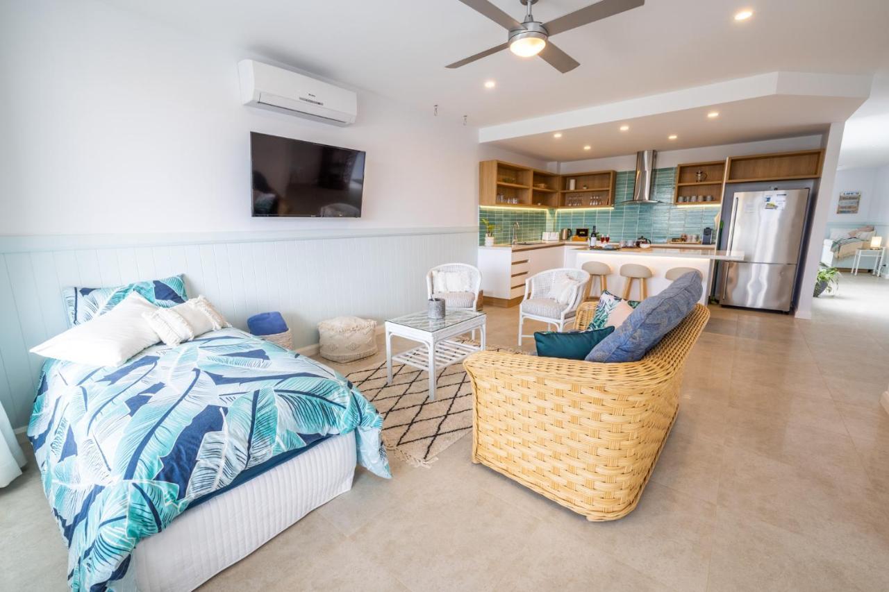 Caba Break Holiday Apartments カバリタ・ビーチ エクステリア 写真